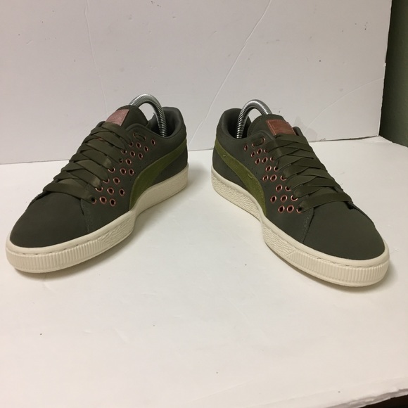 NWT women’s puma sneakers size 7.5 green - Picture 2 of 7